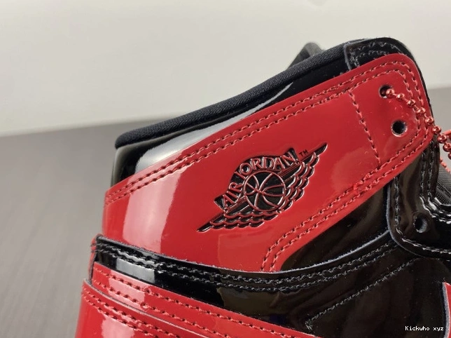 OG 555088-063 Patent High Bred 1 Air Jordan 0622